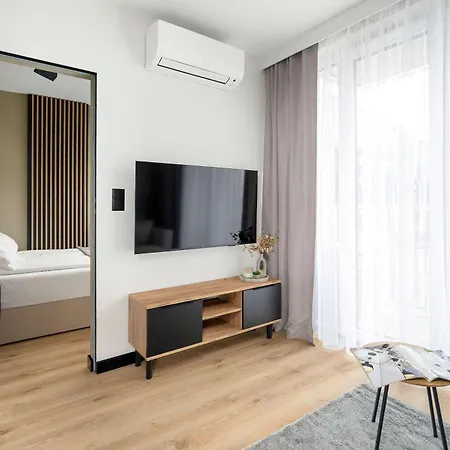 アパート Unique With Air Conditioning In By Renters *