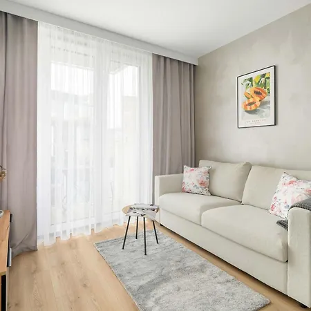 Апартаменти Unique With Air Conditioning In By Renters Познань