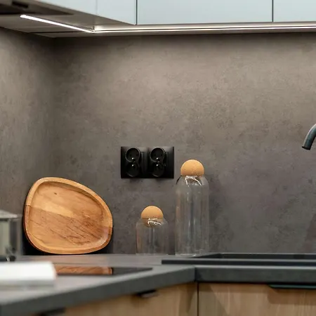 Apartman Unique With Air Conditioning In By Renters