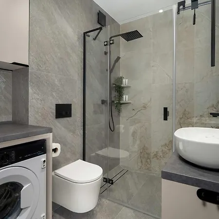 Unique With Air Conditioning In By Renters * Познань