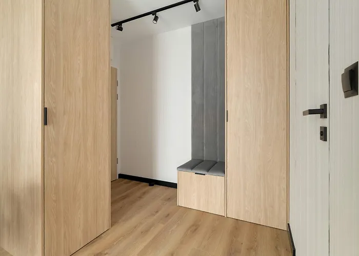 Unique With Air Conditioning In By Renters Apartman Poznań